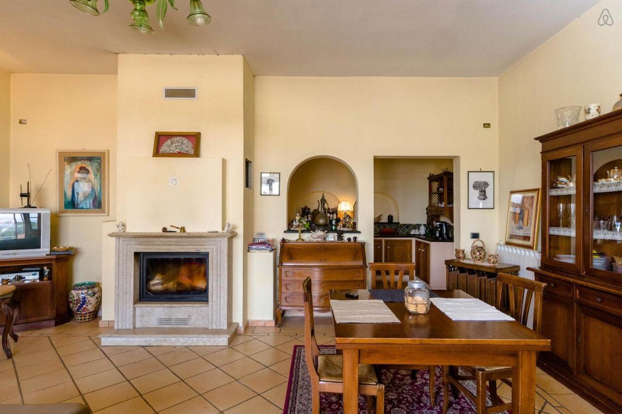 Room In Villa - Room In The Hills With Garden And Sea View San Salvatore  Exterior foto